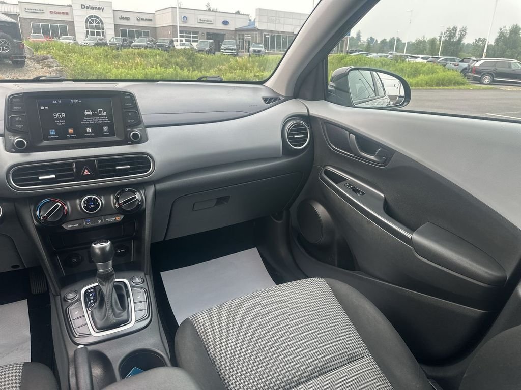 Used 2020 Gray Hyundai SEL image 11