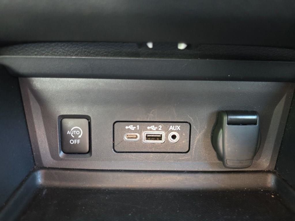 2025 Nissan Sentra SV - Photo 23