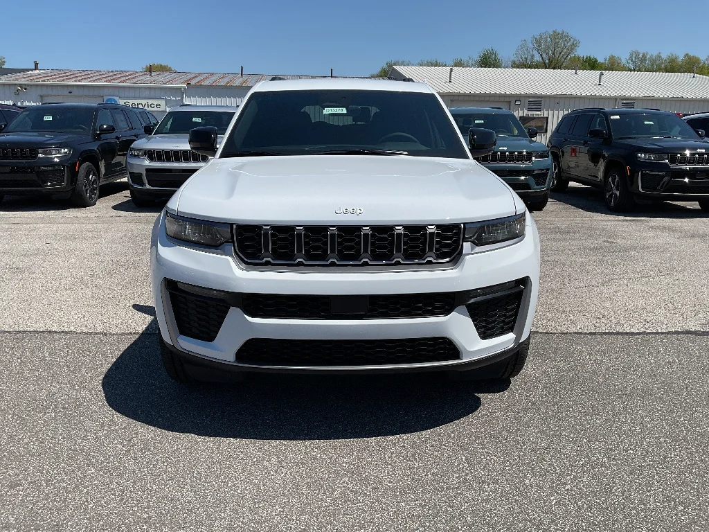 New 2026 Bright White Clearcoat Jeep Limited image 2
