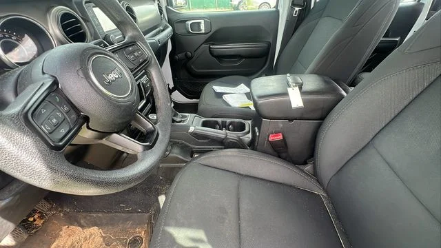 Used 2019 White Jeep Unlimited Sport image 25