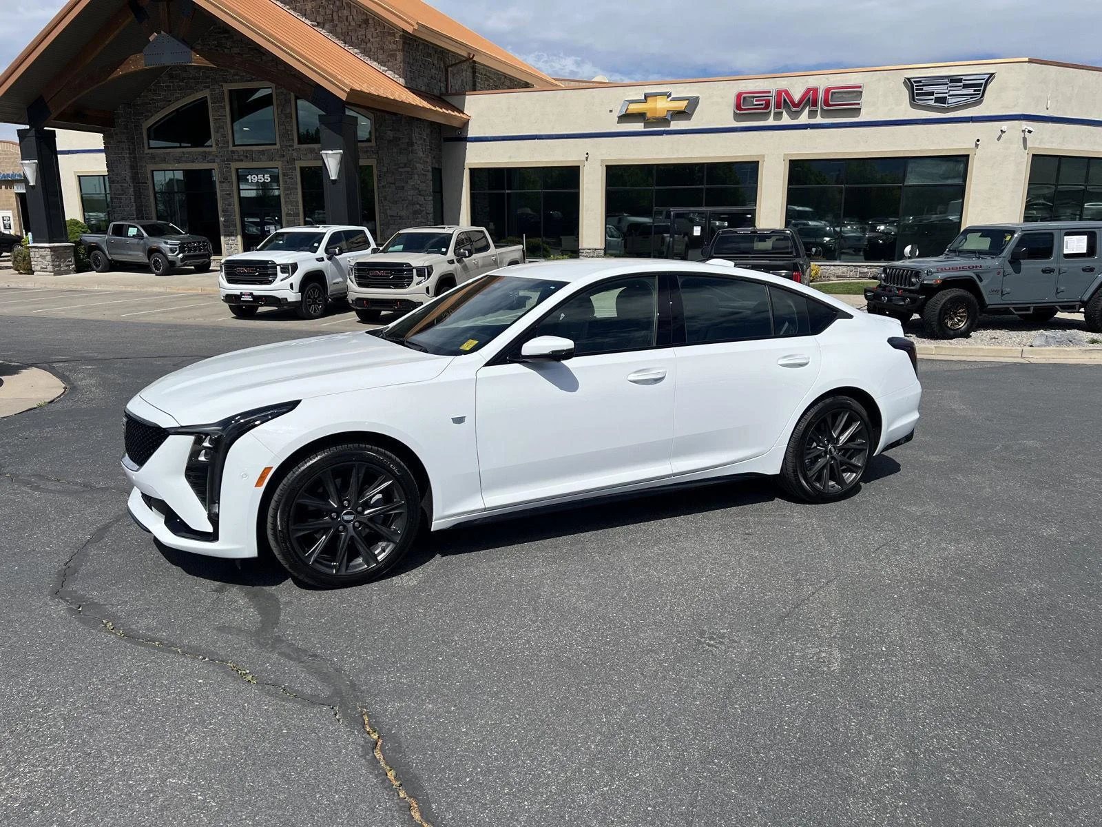 2025 Cadillac CT5