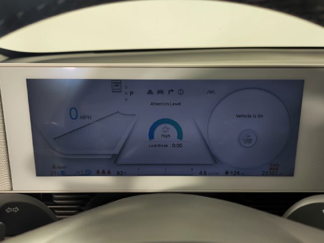 2024 Hyundai IONIQ 5 SE - Photo 22