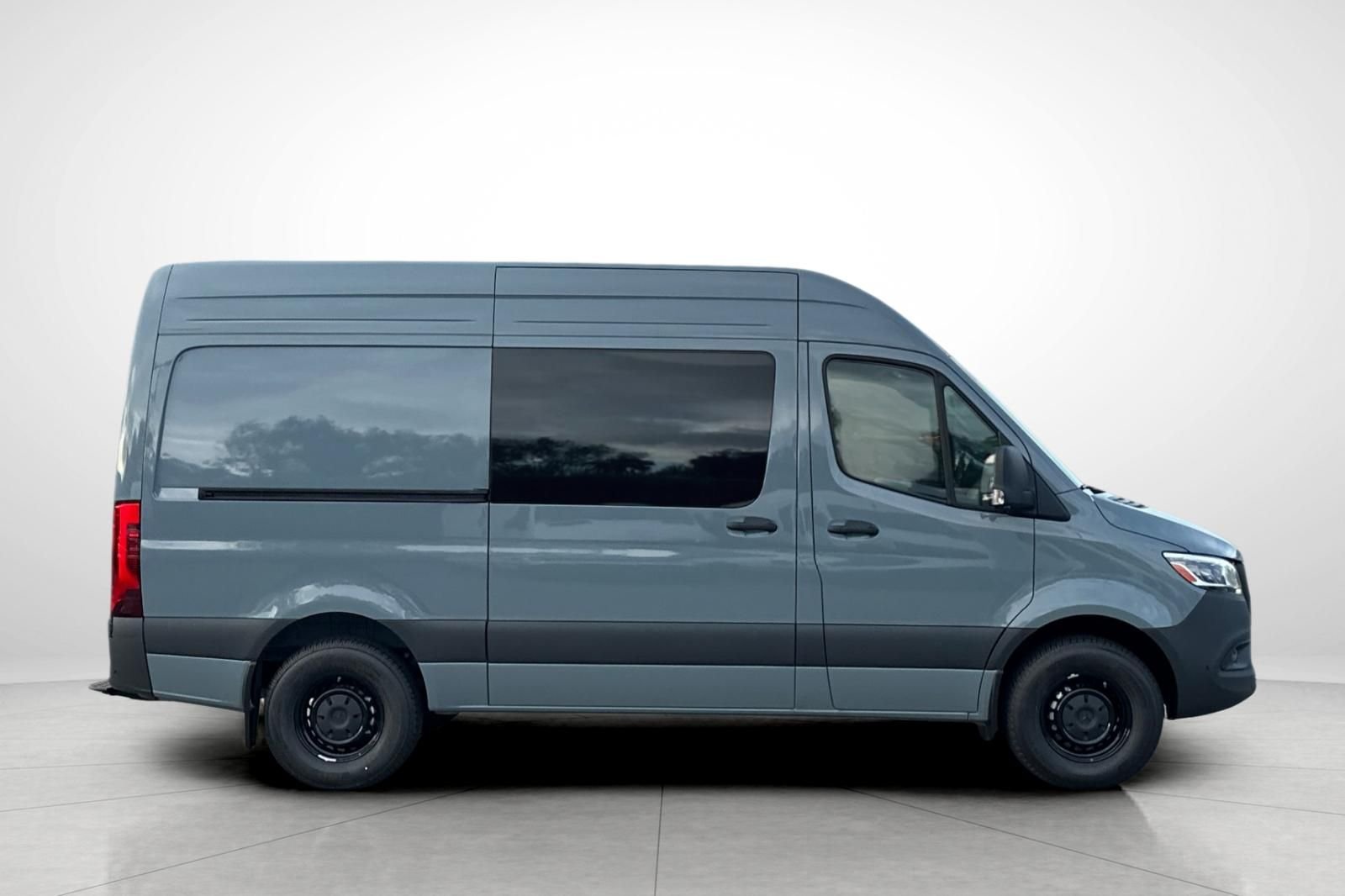 2026 Mercedes-Benz Sprinter Crew Van Base - Photo 28