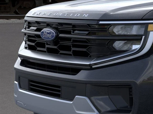 New 2026 Dark Matter Gray Metallic Ford Platinum image 42