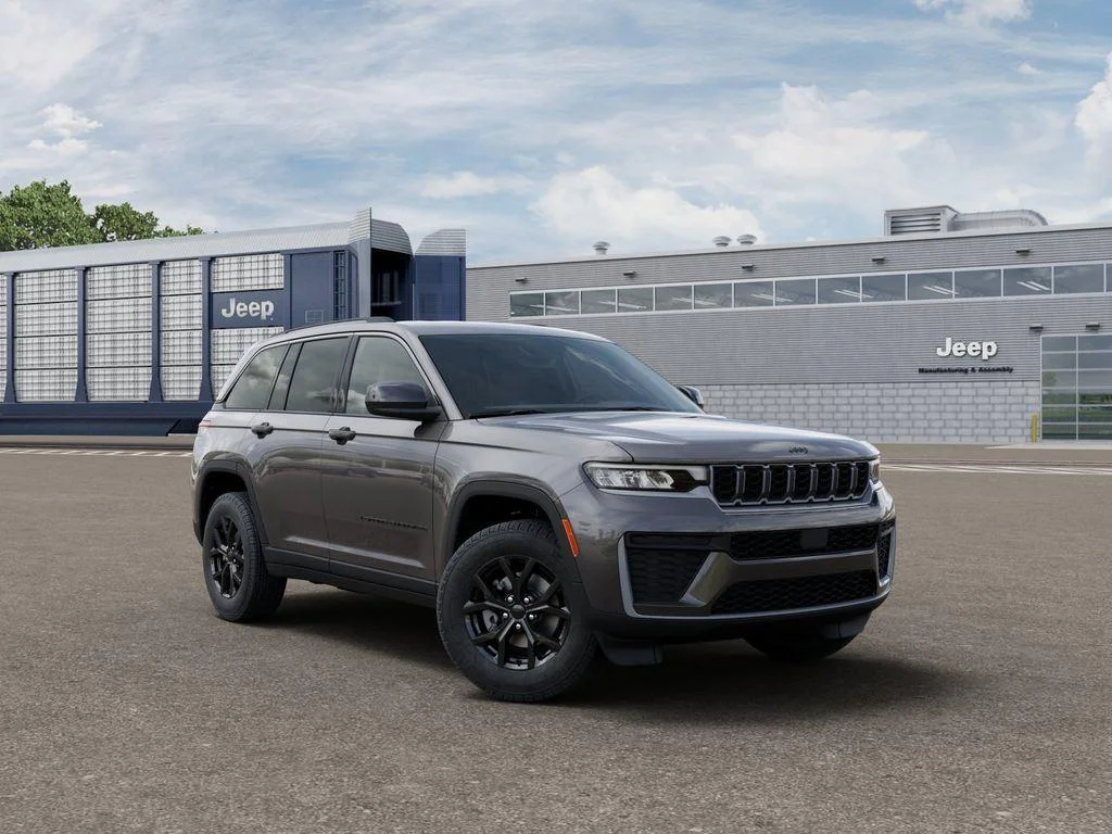 Used 2026 Baltic Gray Metallic Clearcoat Jeep Laredo image 7