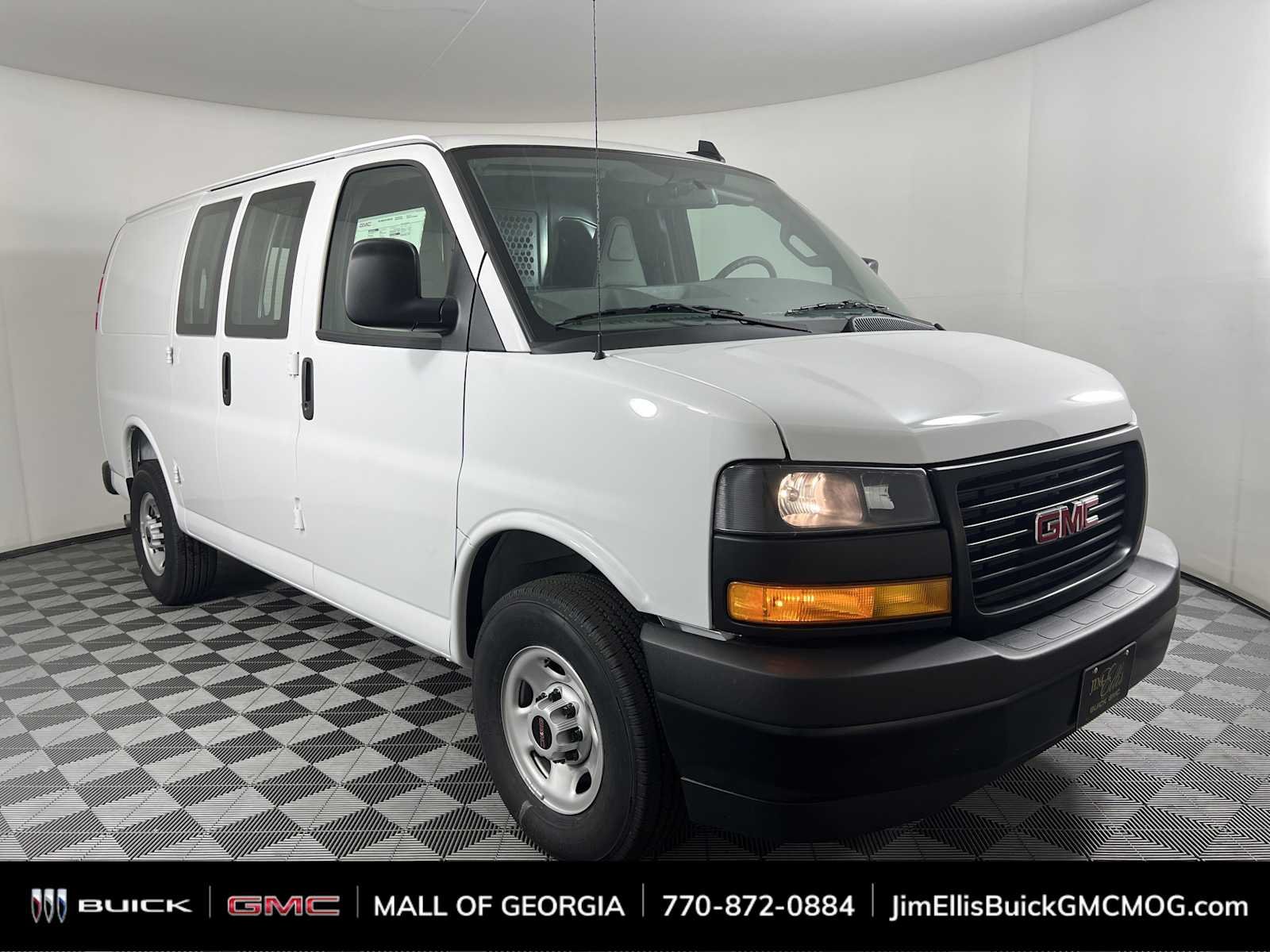 2025 GMC Savana 2500's photo