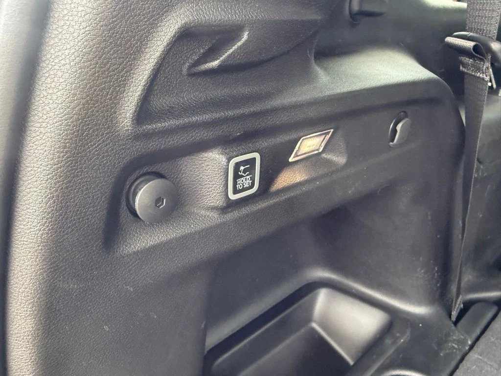 Used 2023 Black Jeep Limited image 42