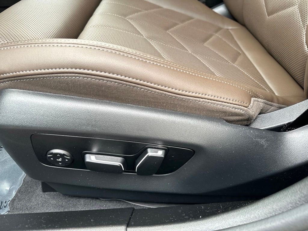 Certified Used 2024 Phytonic Blue Metallic BMW 540i xDrive image 11