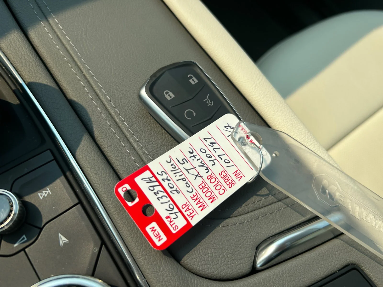 Certified Used 2025 White Cadillac AWD Premium Luxury Leather Sunroof Navigation V6 image 28