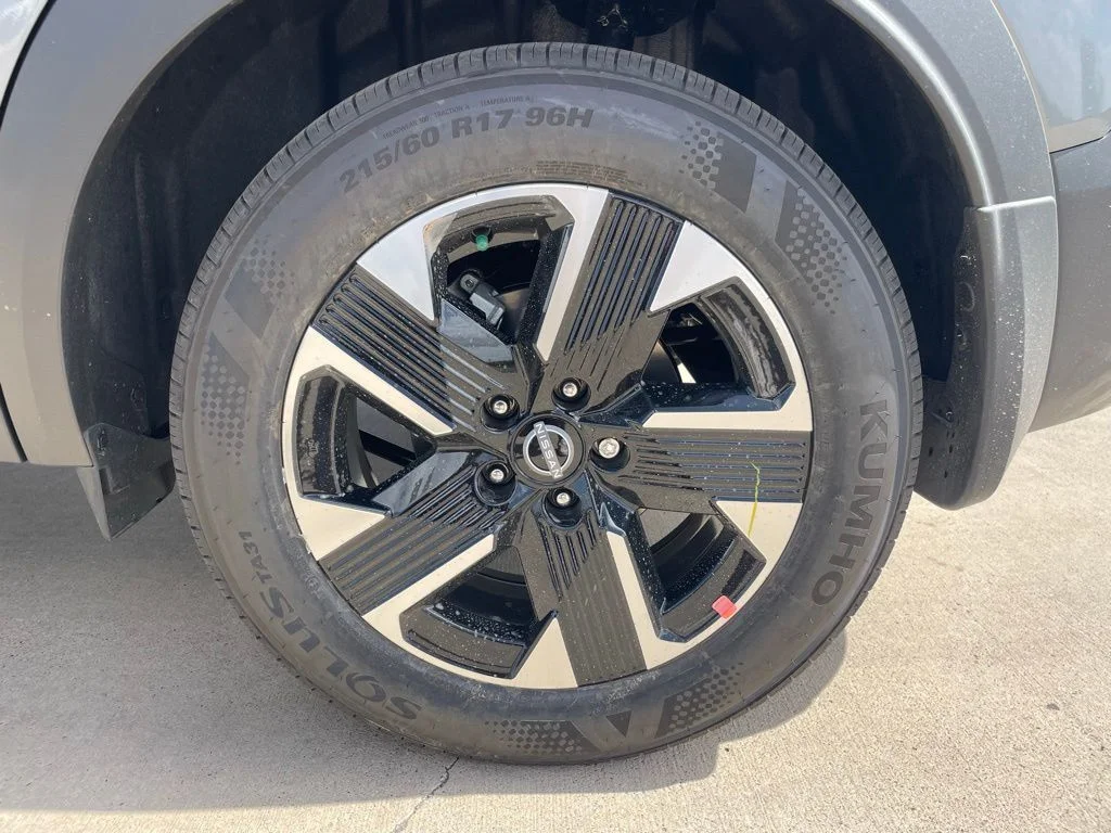 2025 Nissan Kicks SV AWD - Photo 21