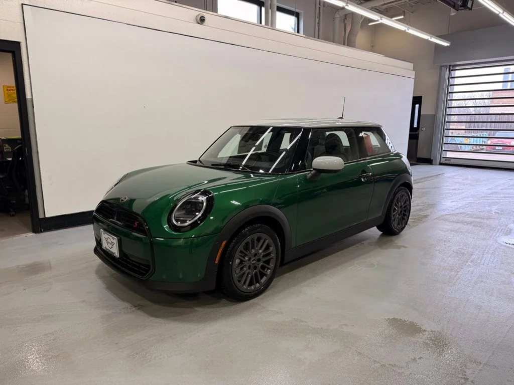 2026 MINI Hardtop Cooper S's photo