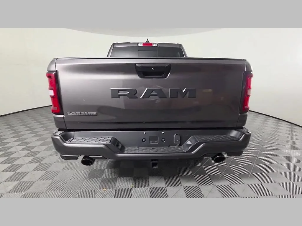 New 2026 Granite Crystal Metallic Clear-Coat Exterior Paint RAM Laramie image 29