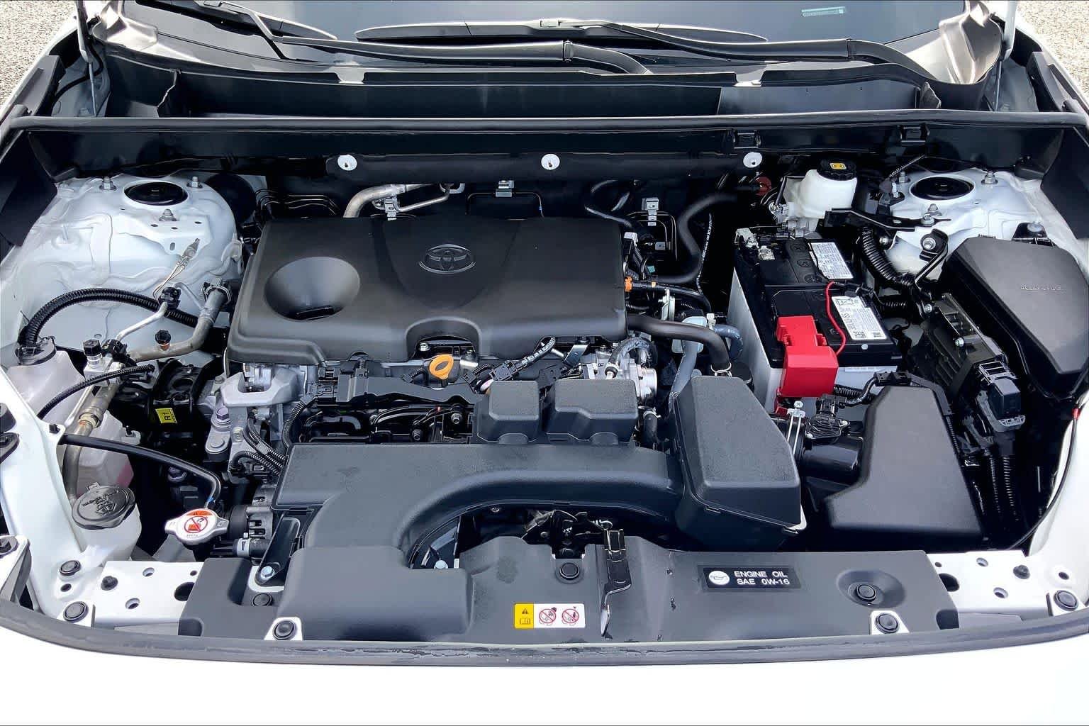 Used 2025 Ice Cap Toyota XLE image 31