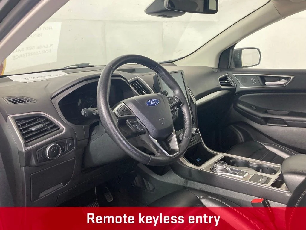 Used 2024 Gray Ford SEL image 12