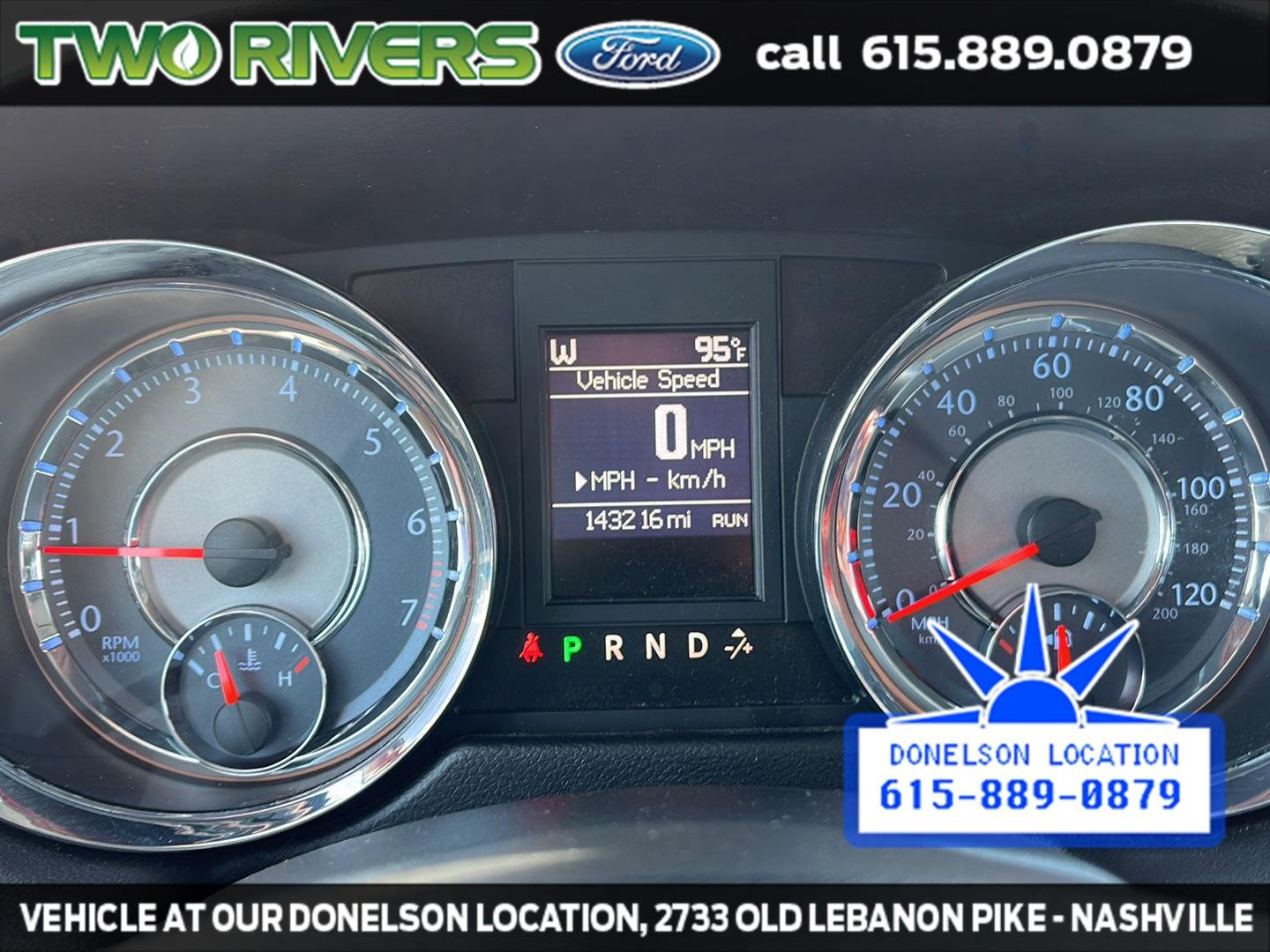 Used 2013 Crystal Blue Pearlcoat Chrysler Touring image 19