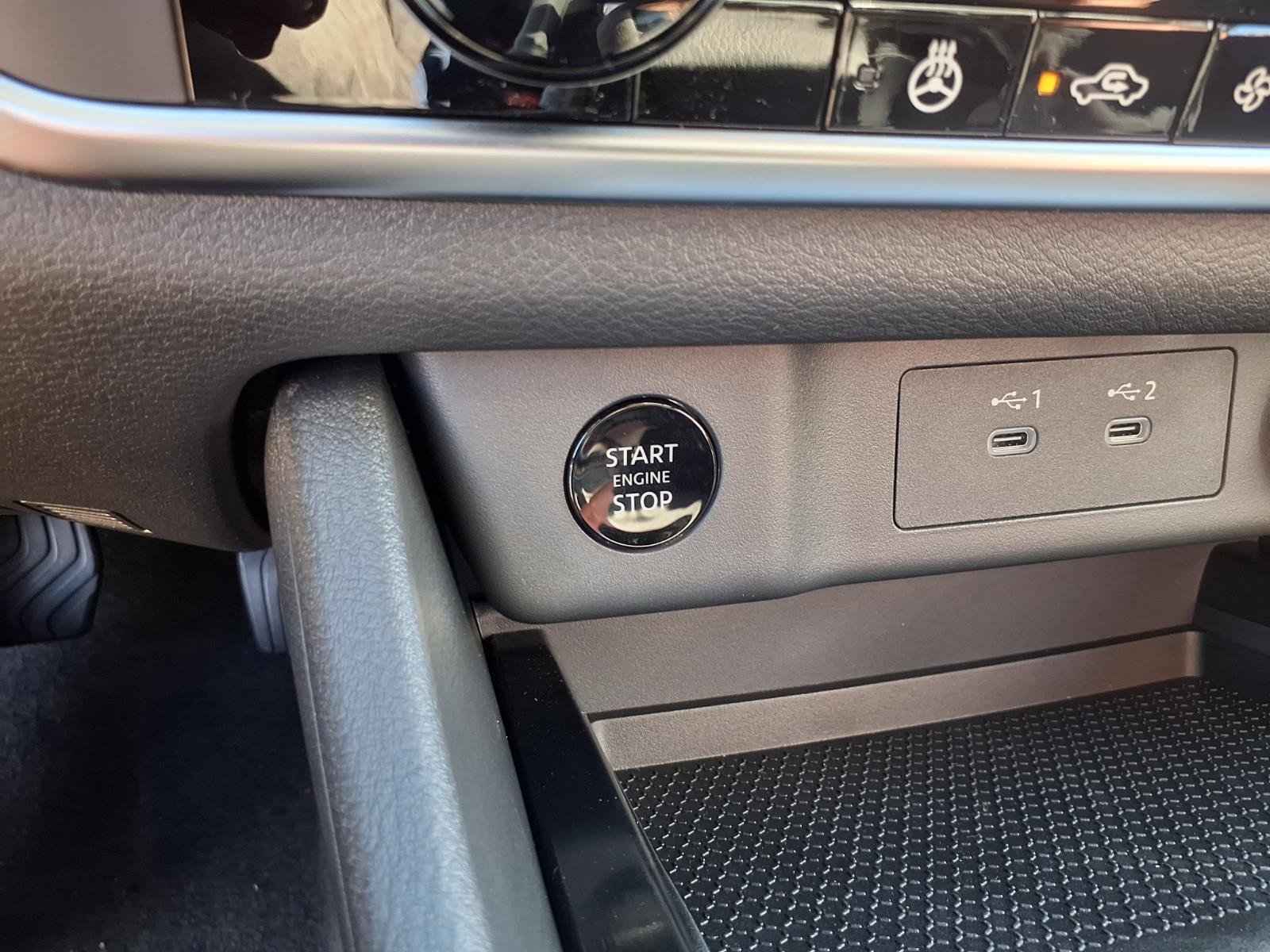 2026 Nissan Rogue photo 20 of 23