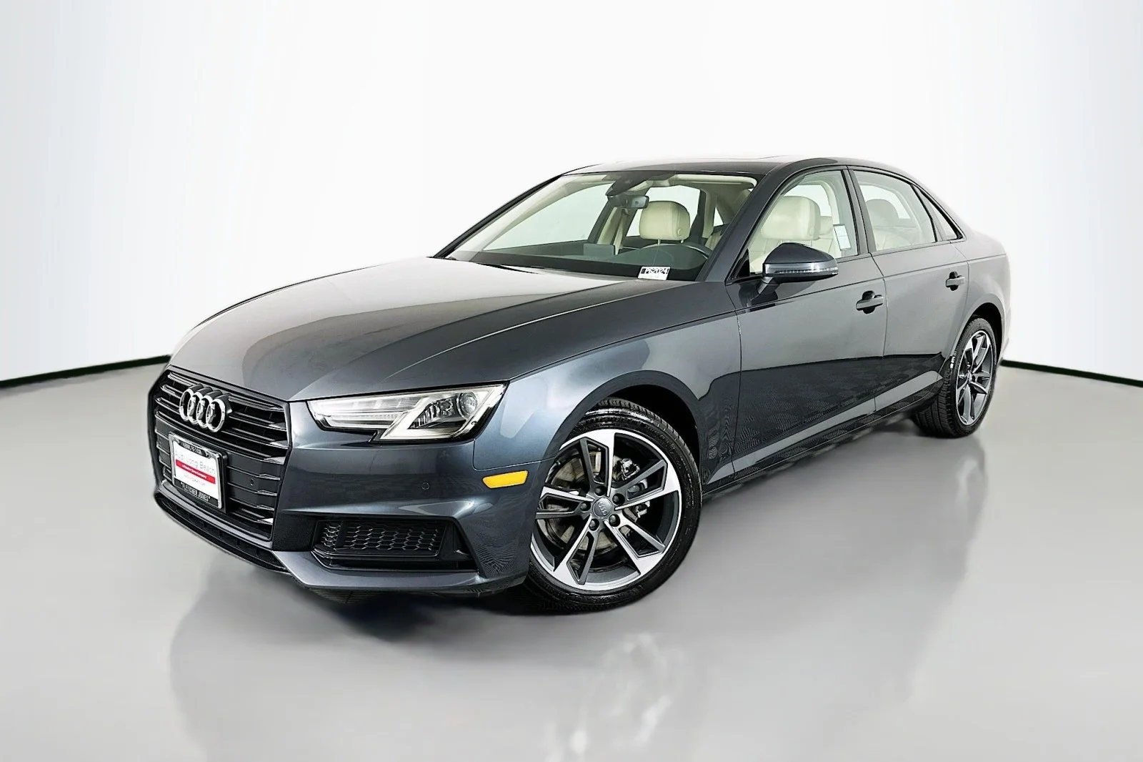 Used 2019 Manhattan Gray Metallic Audi Titanium Premium image 1