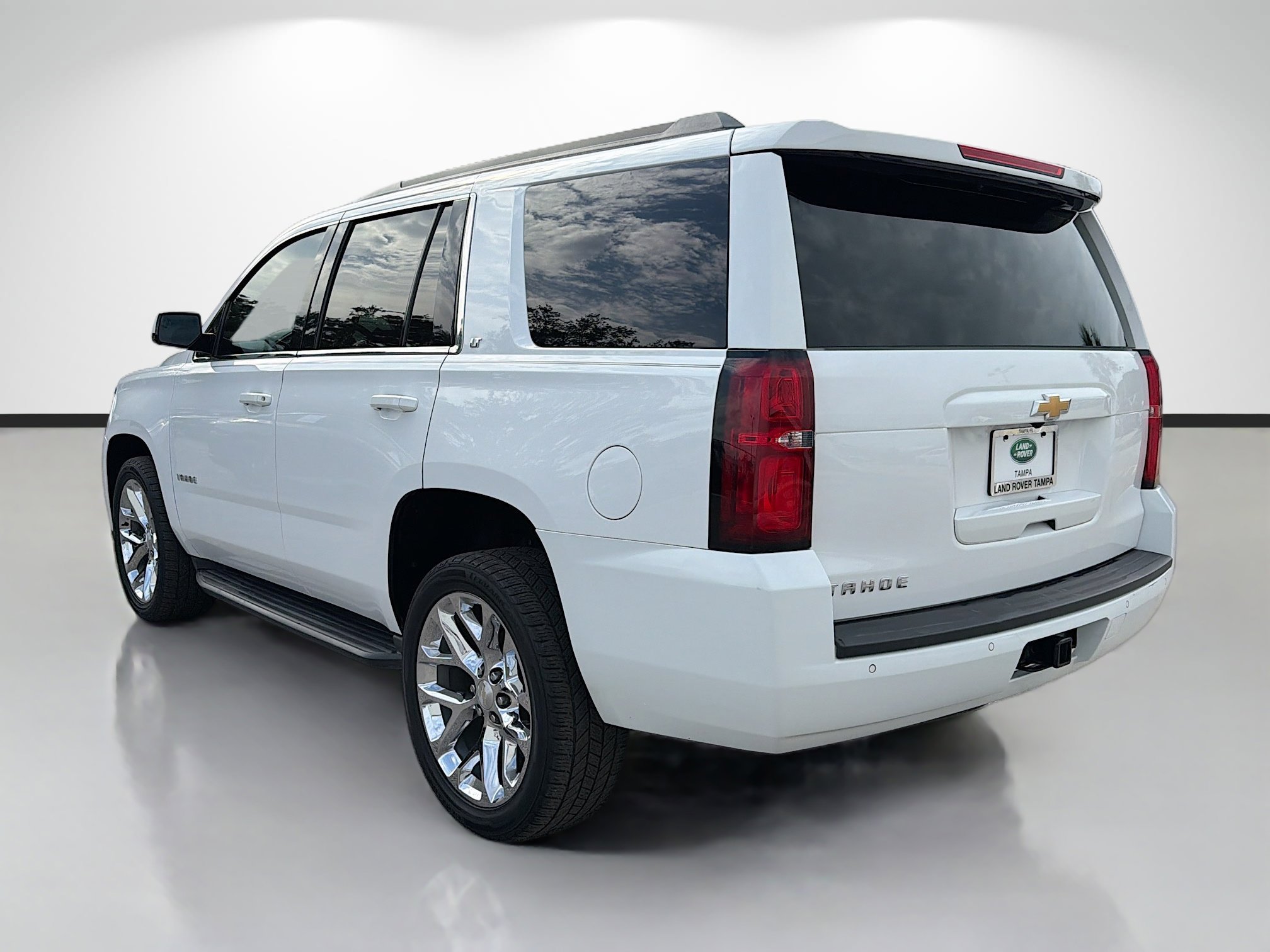 Used 2020 Summit White Chevrolet LT image 3