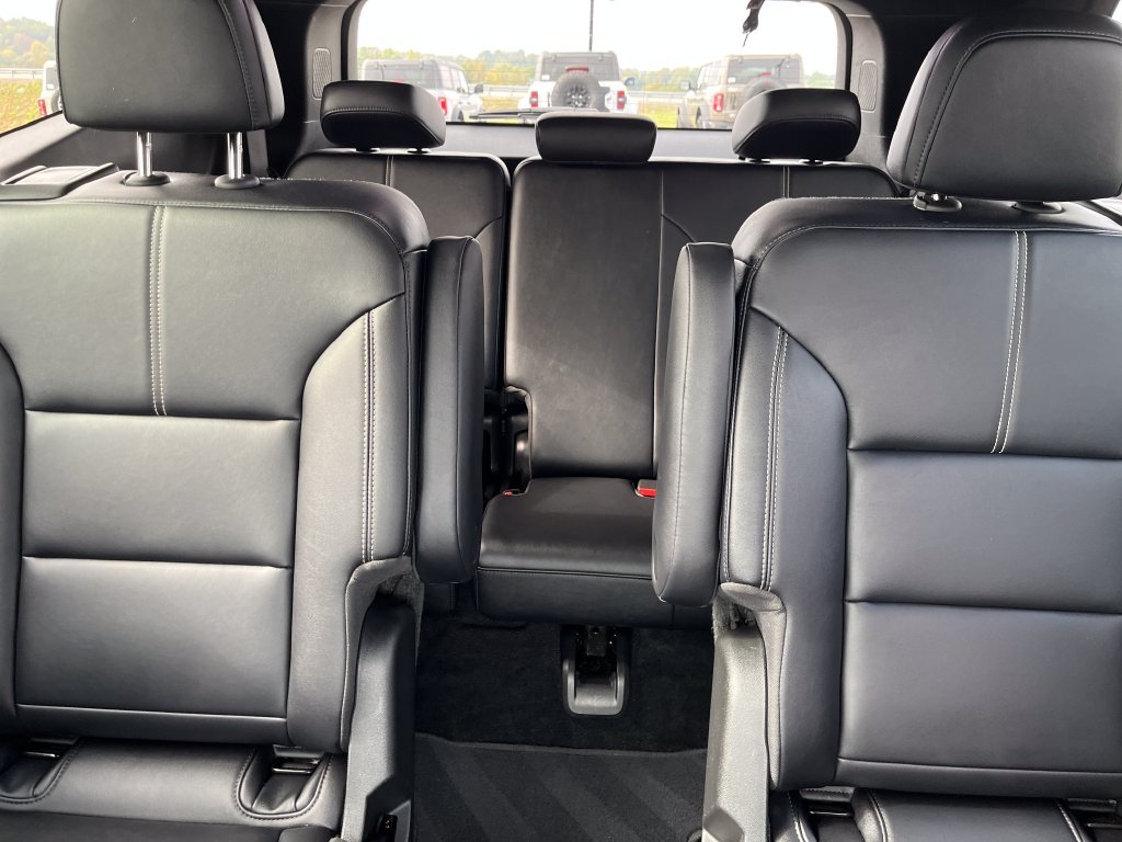 Used 2026 Silver GMC Elevation image 20
