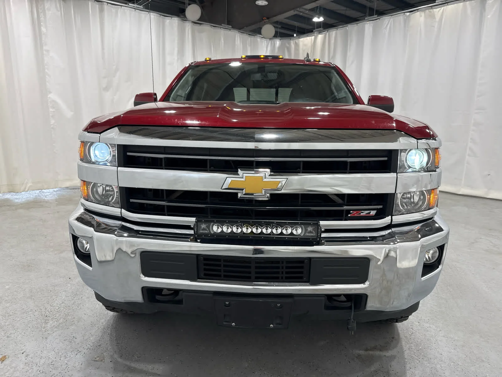 Used 2019 CAJUN RED TINTCOAT Chevrolet LT image 8