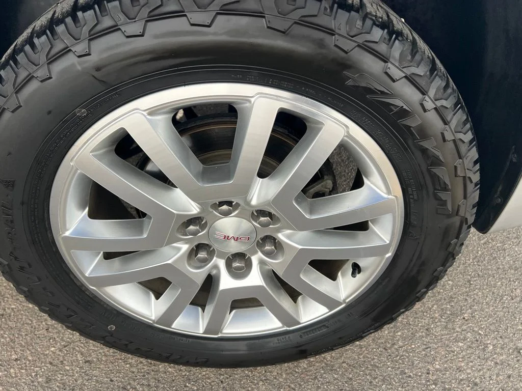 2016 GMC Acadia Denali - Photo 35