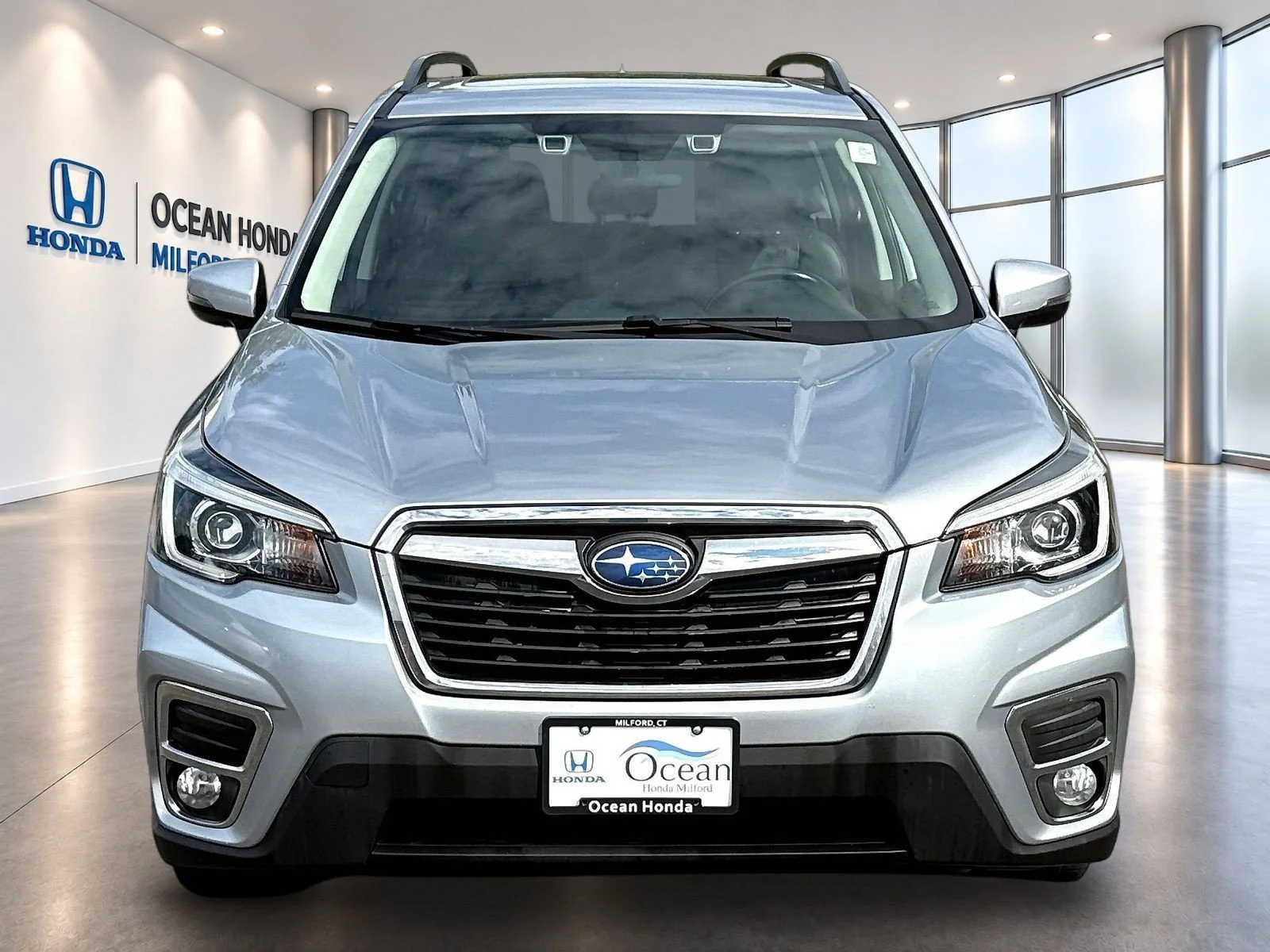 Used 2020 Ice Silver Metallic Subaru Limited image 2