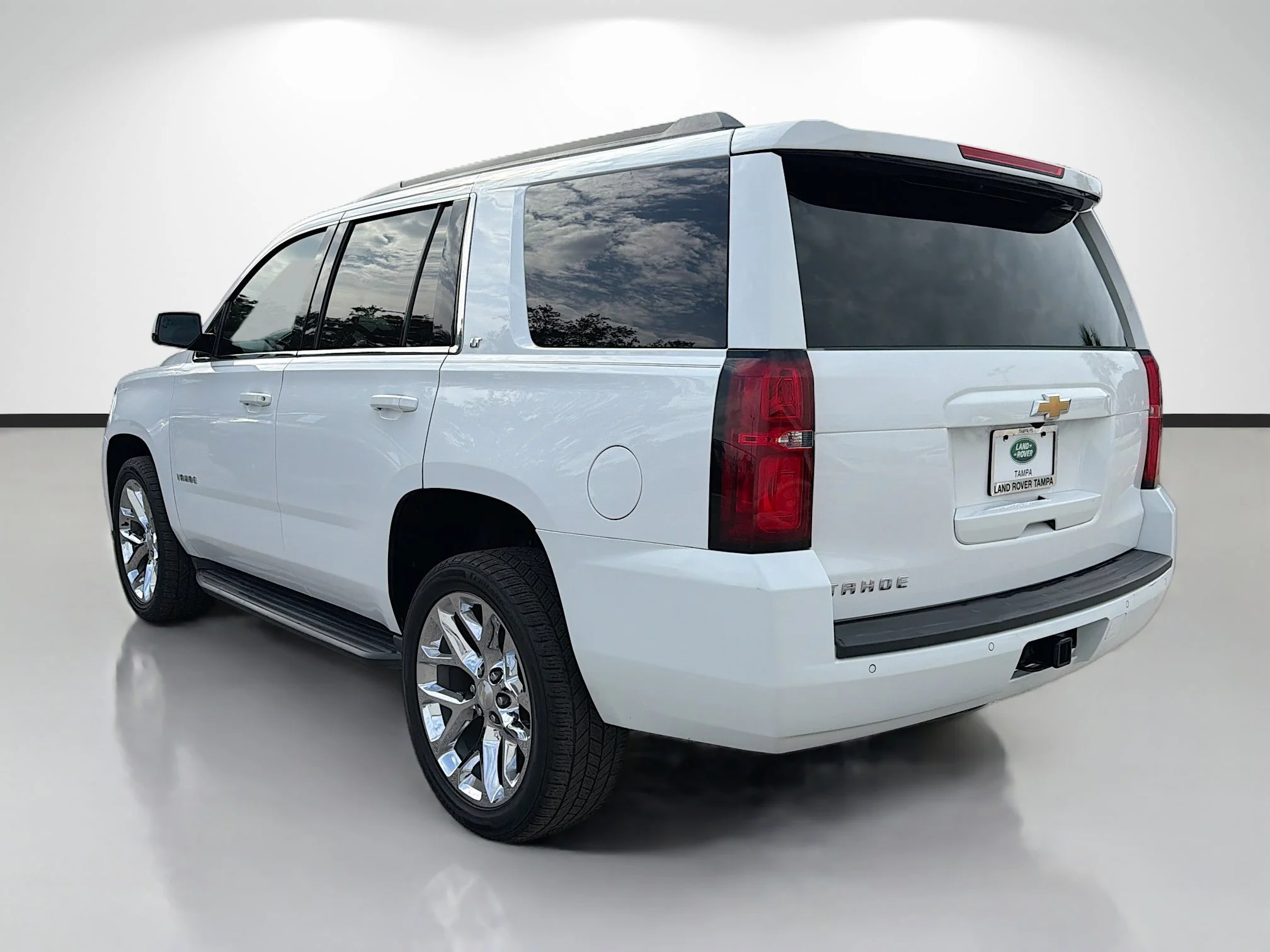Used 2020 Summit White Chevrolet LT image 3
