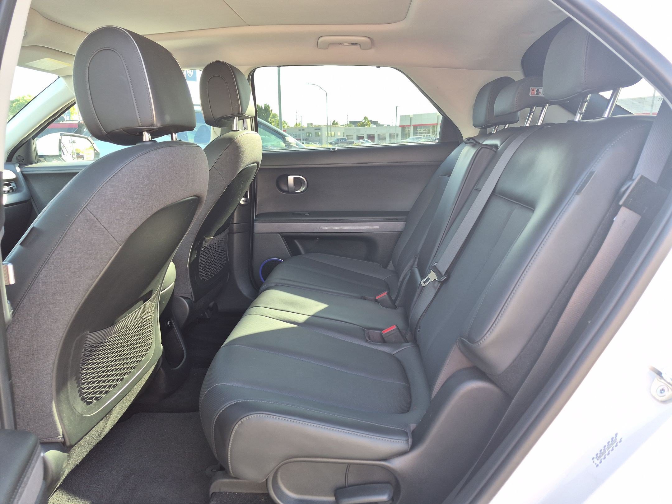Used 2024 Atlas White Hyundai Limited image 27