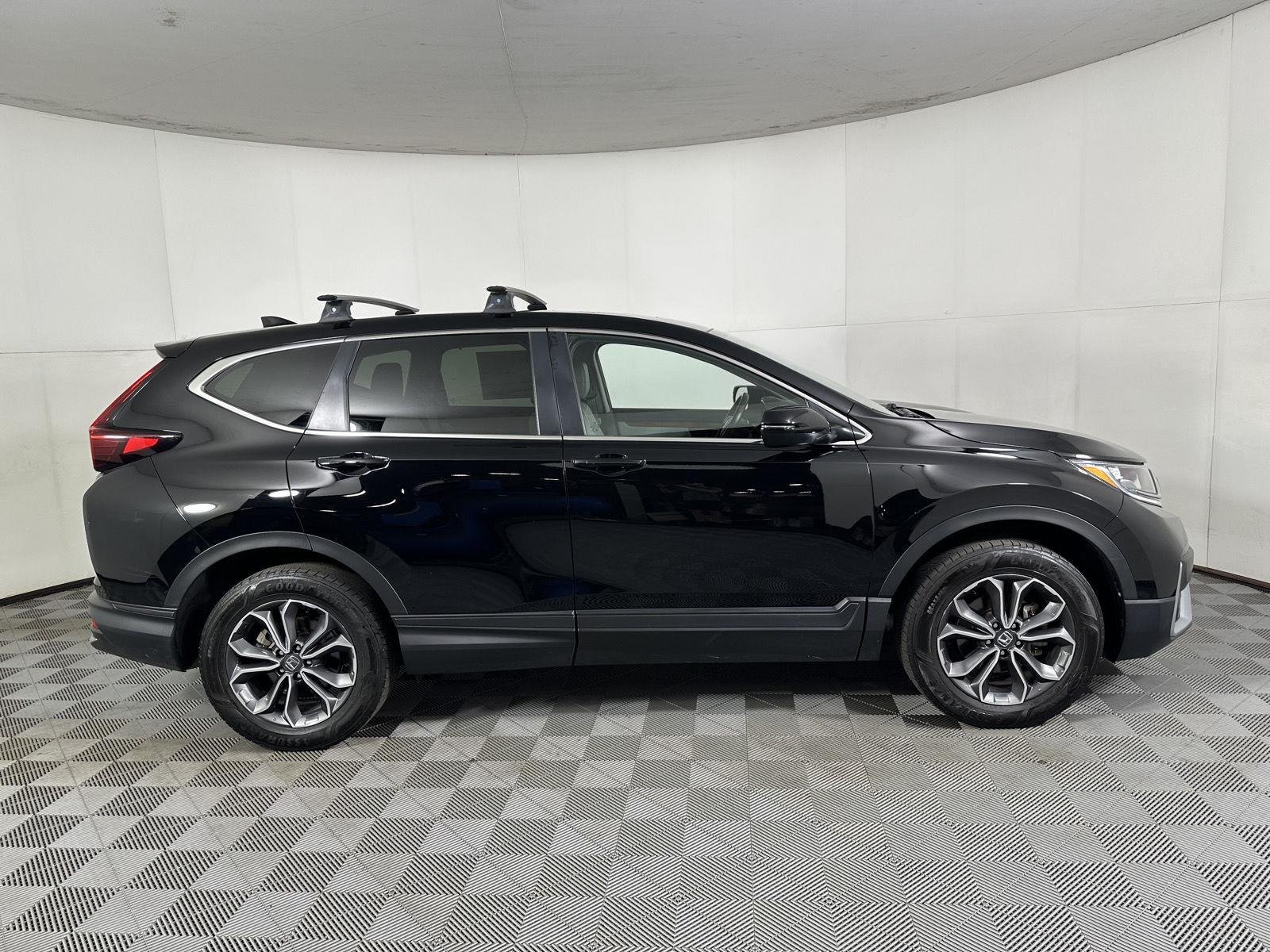 Used 2022 Crystal Black Pearl Honda EX-L image 24
