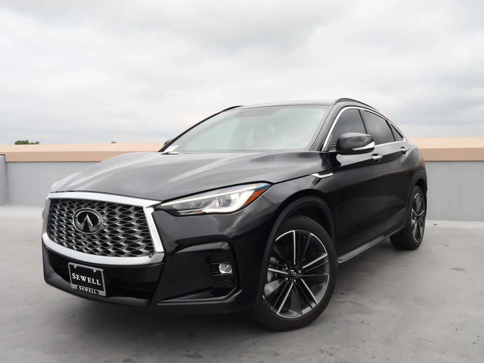 2023 INFINITI QX55 LUXE