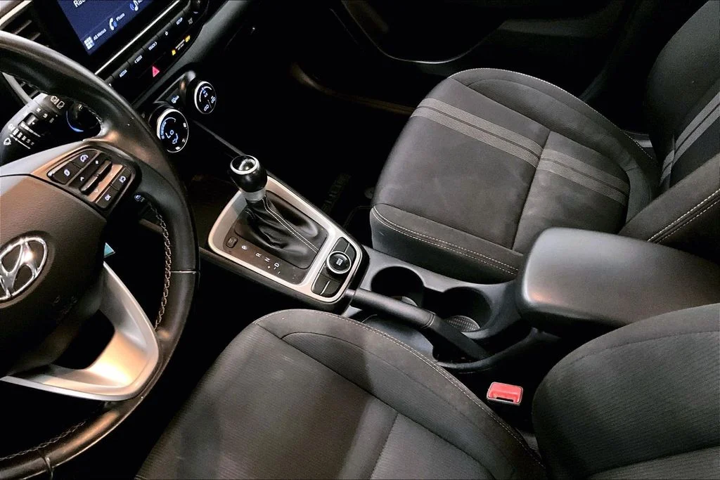 Certified Used 2023 Black Hyundai SEL image 18