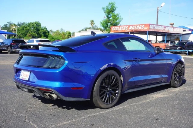 Used 2022 BLUE Ford GT image 7