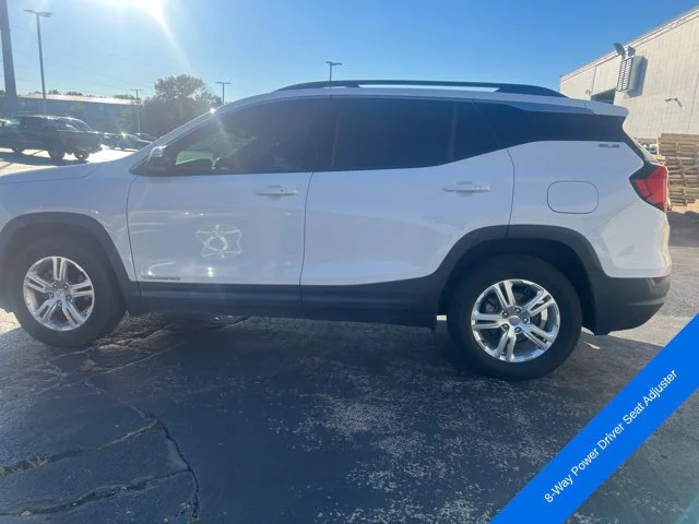 Used 2020 Summit White GMC SLE image 9