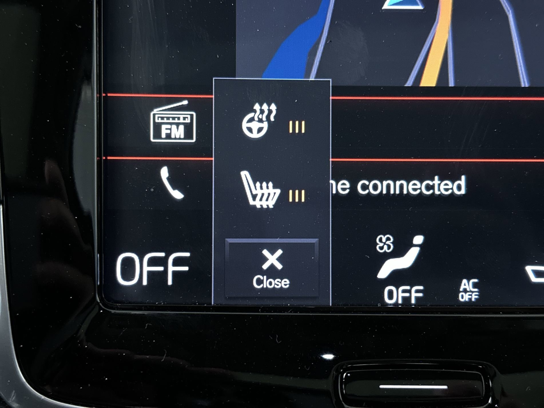 Used 2018 Onyx Black Metallic Volvo Momentum image 21