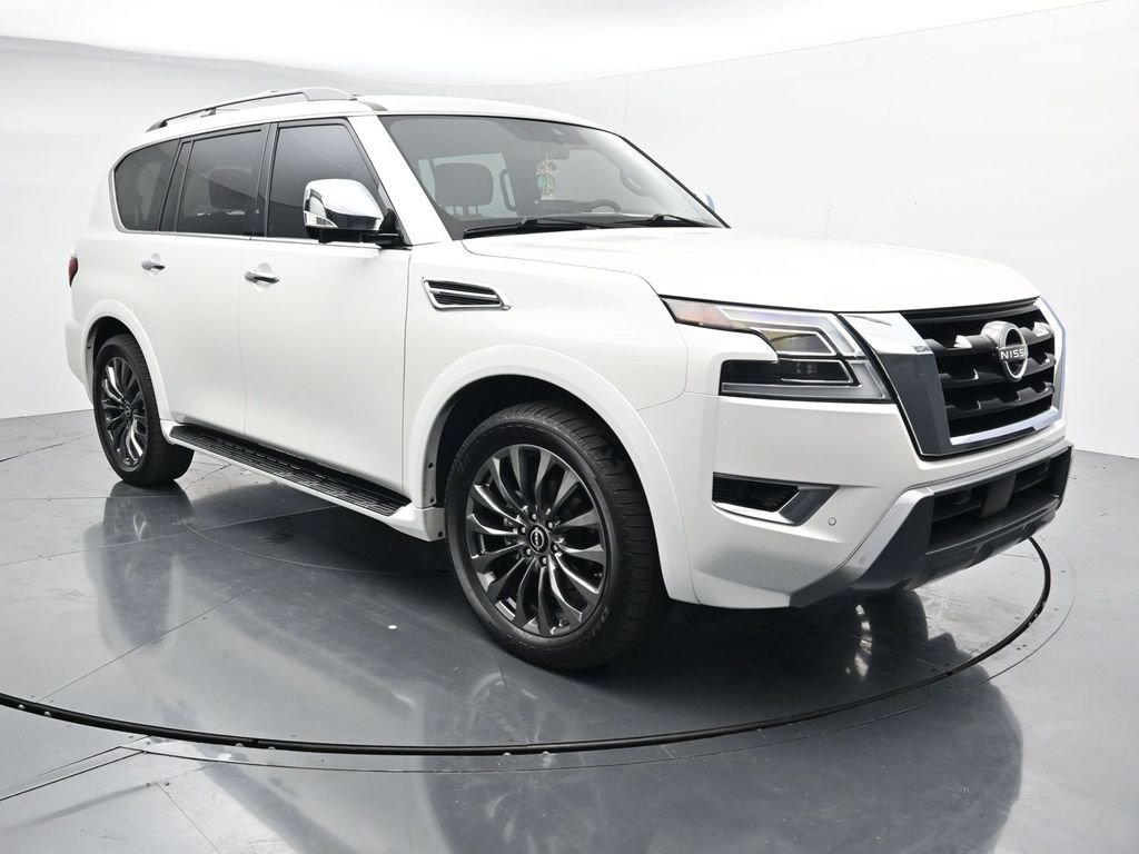 Used 2023 White Nissan Platinum image 2