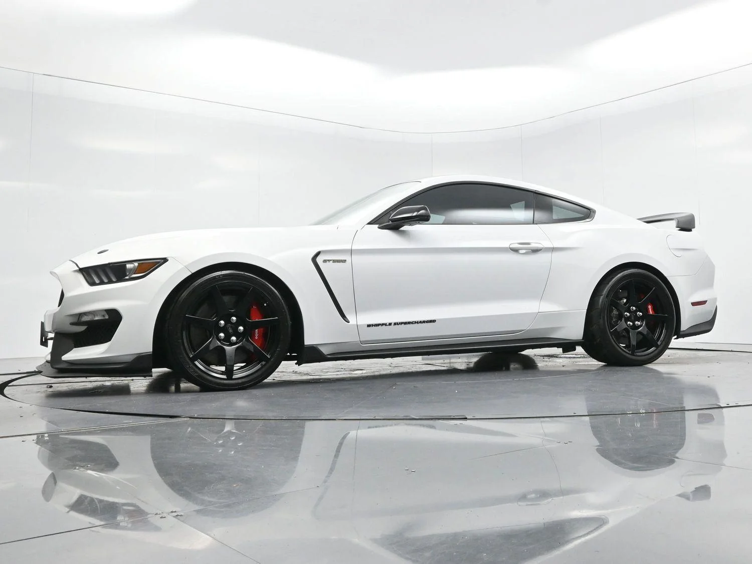Used 2019 White Ford Shelby GT350 image 47