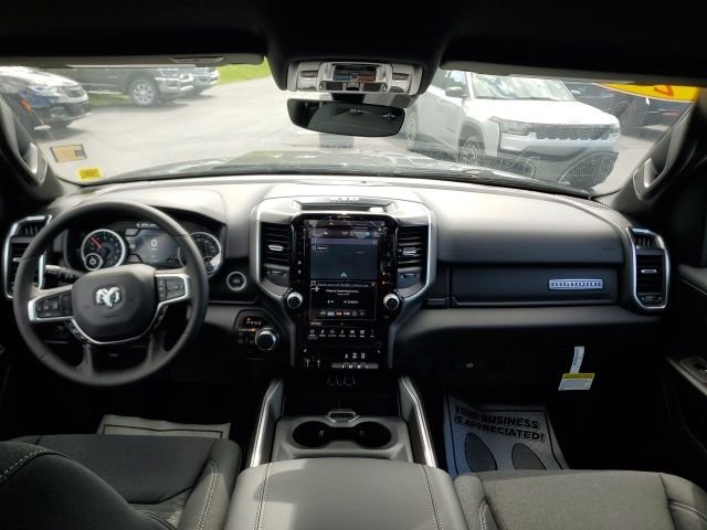New 2026 Diamond Black Crystal Pearl-Coat Exterior Paint RAM Big Horn/Lone Star image 16