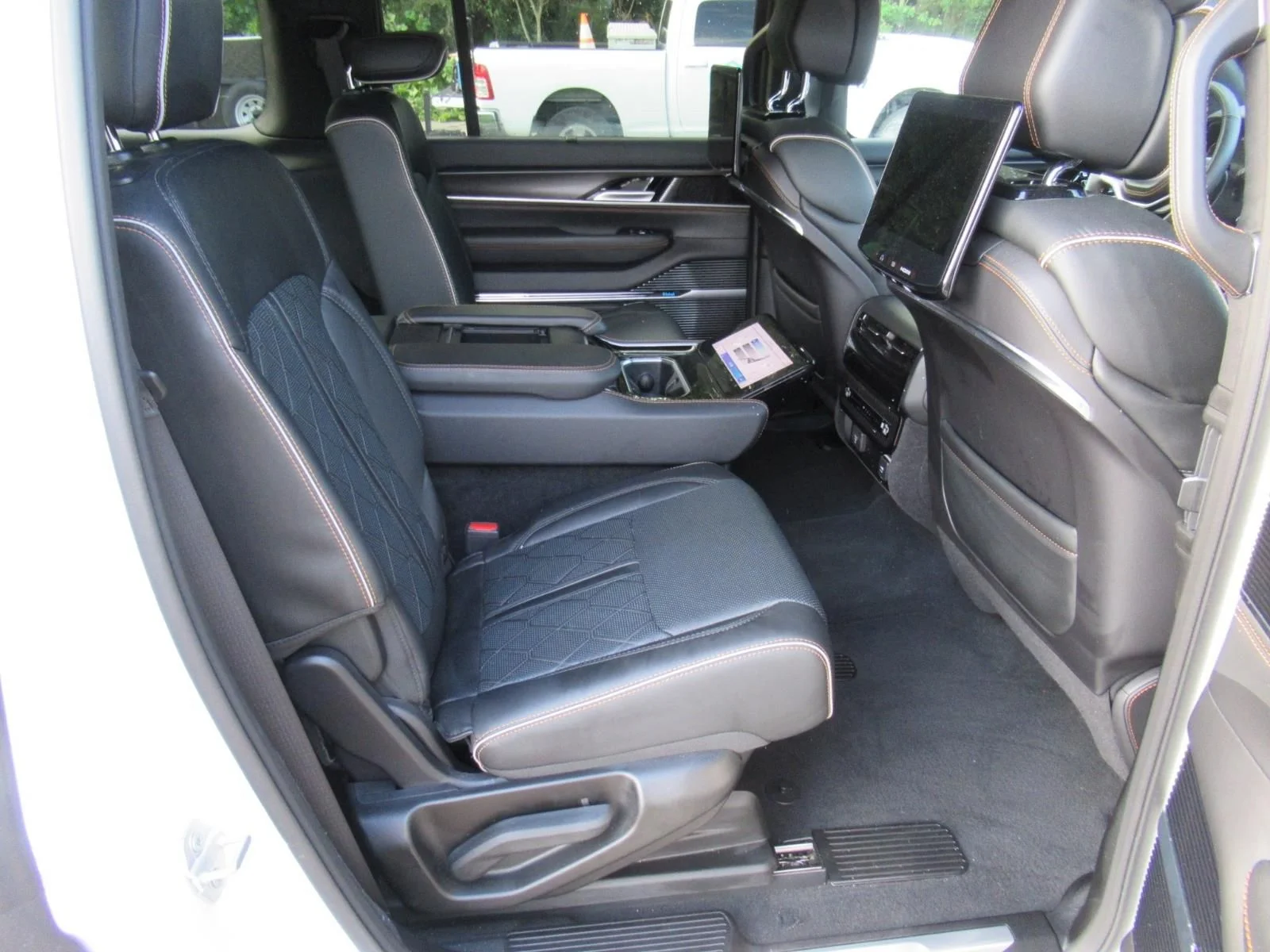 Used 2025 White Jeep Series III image 12