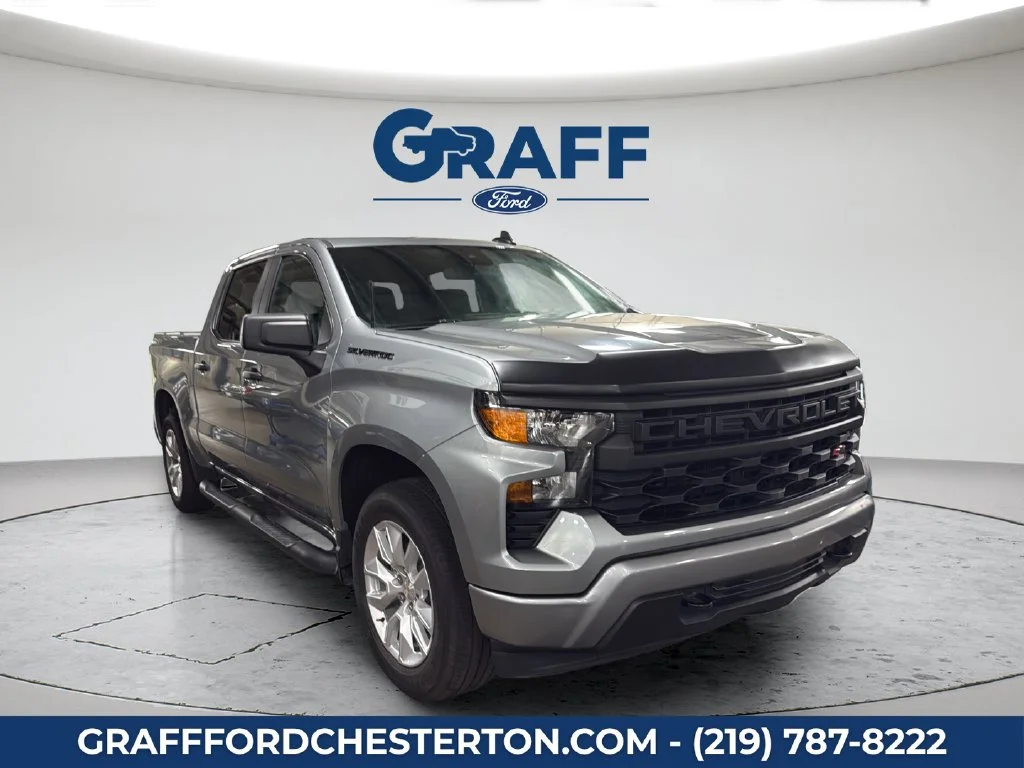 Used 2024 Gray Chevrolet Custom image 3