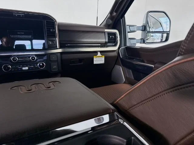 New 2026 Star White Metallic Tri-Coat Ford F-250® King Ranch® image 59