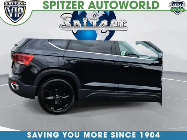Used 2023 Black Volkswagen 1.5T SE image 9
