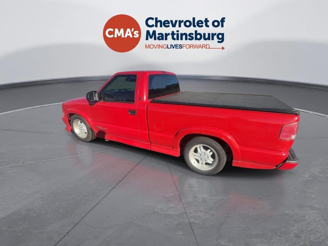 Used 2000 Victory Red Chevrolet LS Xtreme image 3