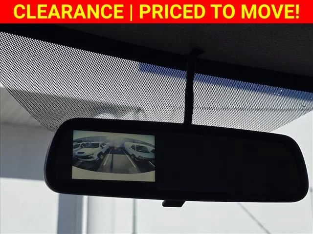 New 2025 Summit White Chevrolet 1WT image 24