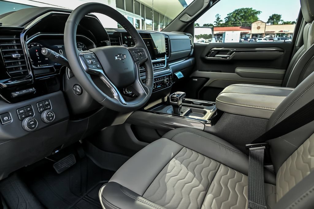 New 2026 Summit White Chevrolet ZR2 image 9