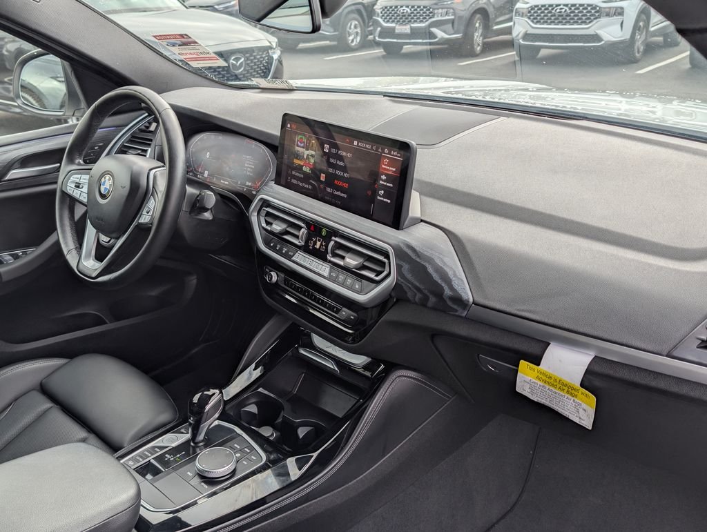 2022 BMW X4 30i - Photo 9