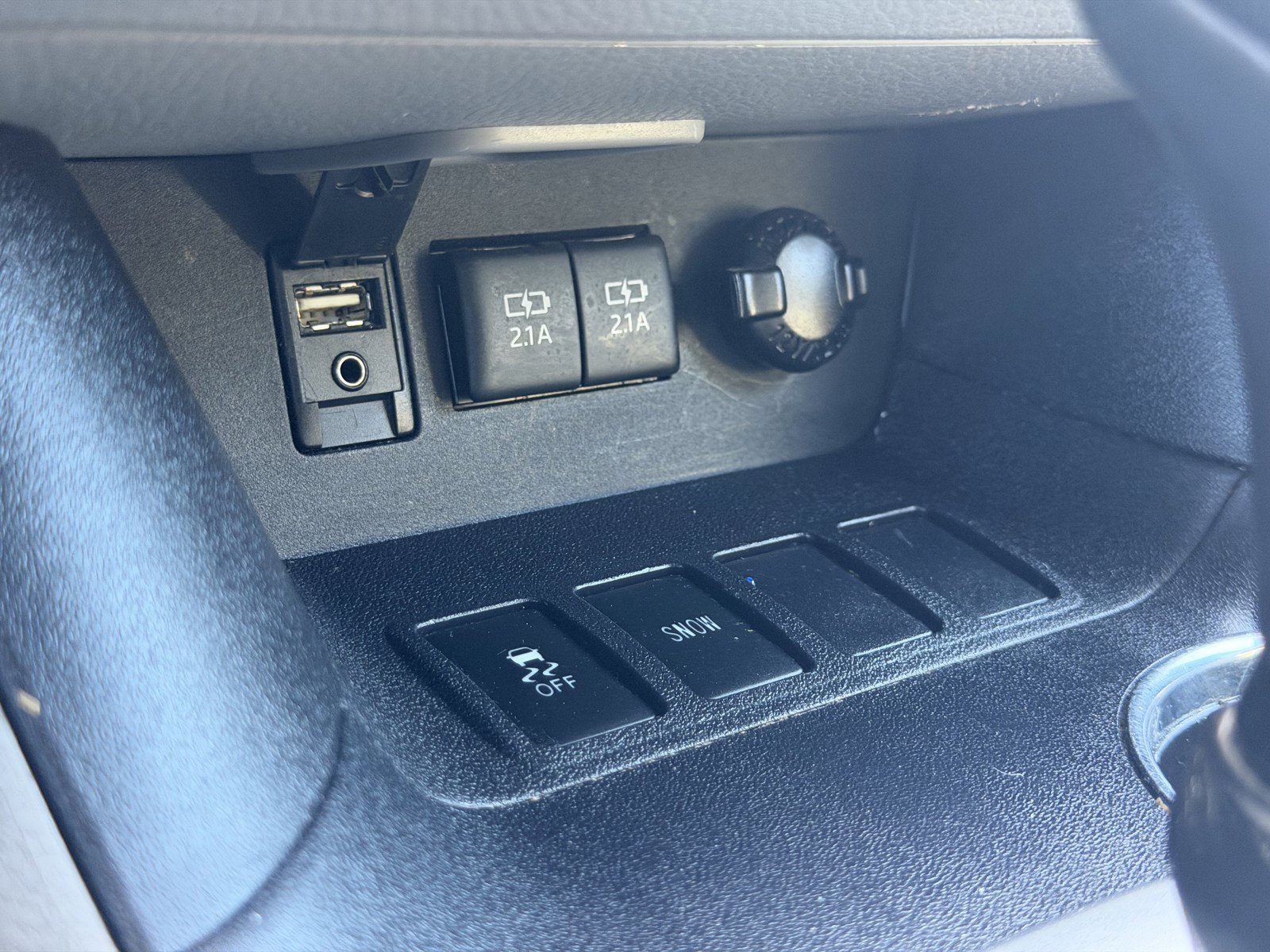 Used 2018 Predawn Gray Mica Toyota LE Plus image 17