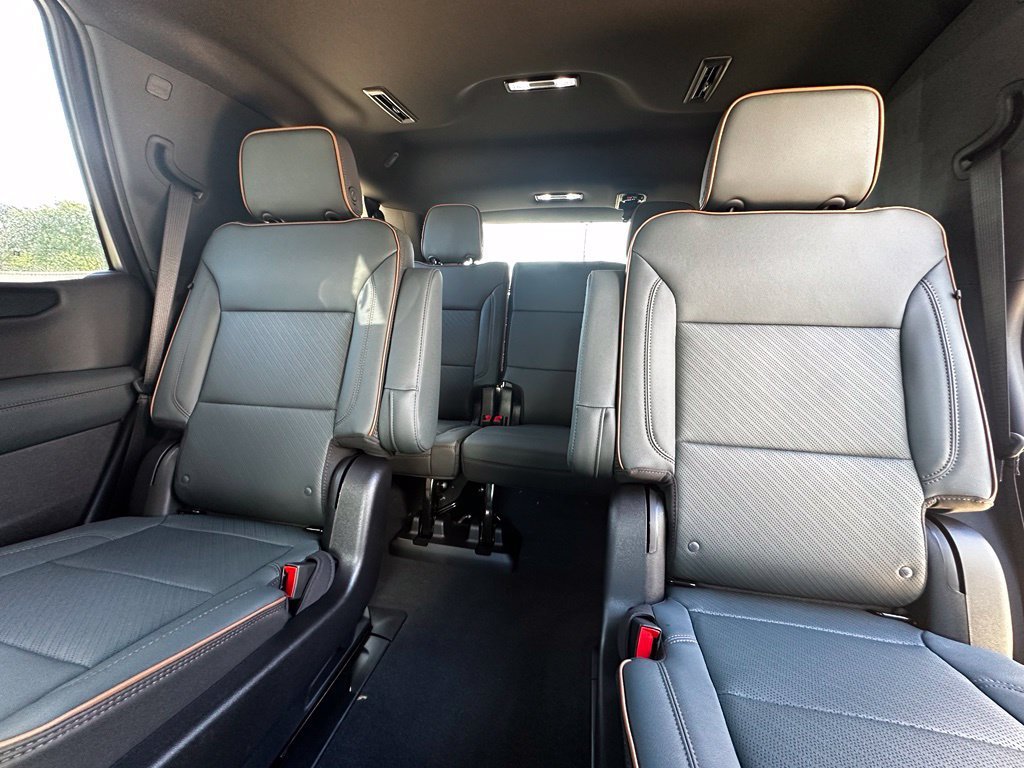 2026 GMC Yukon AT4 - Photo 14