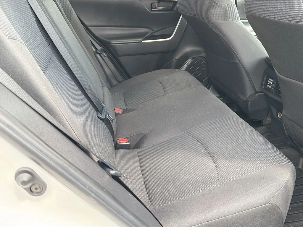 Used 2023 Ice Toyota LE image 28