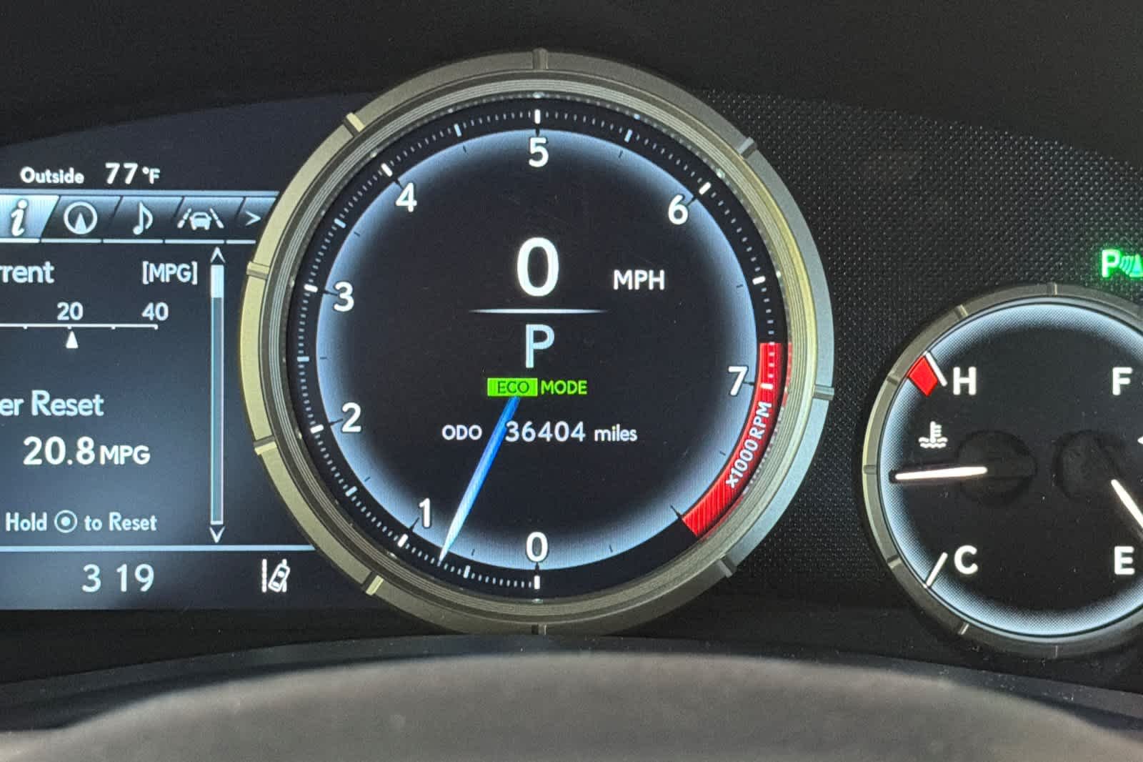 Used 2017 Ultra White Lexus  image 29