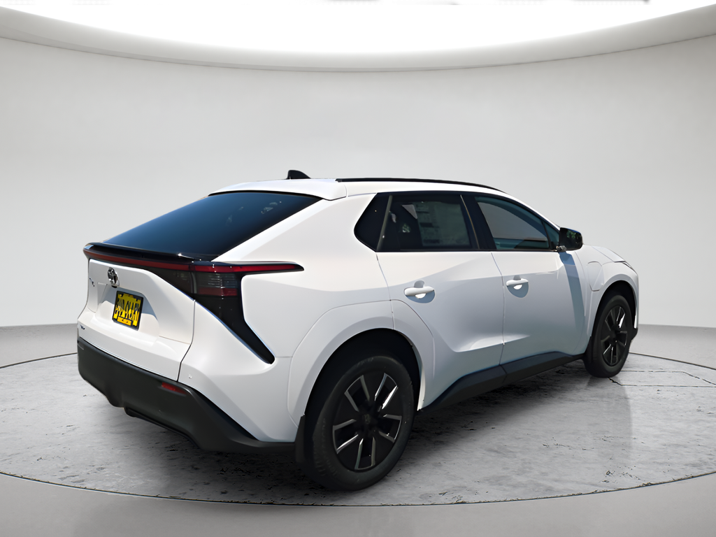 2026 Toyota bZ XLE - Photo 3